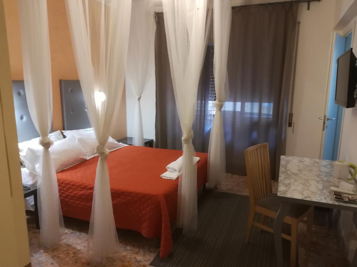 Hotel In Roma Life Zewnętrze zdjęcie